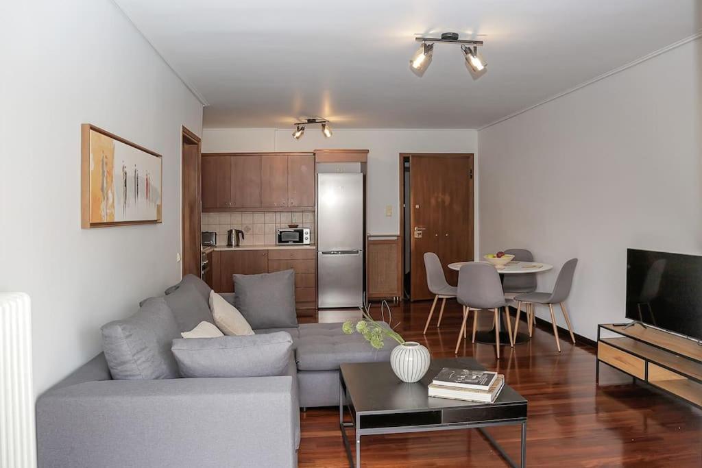 Charming Apartment Near Center Athens Luaran gambar