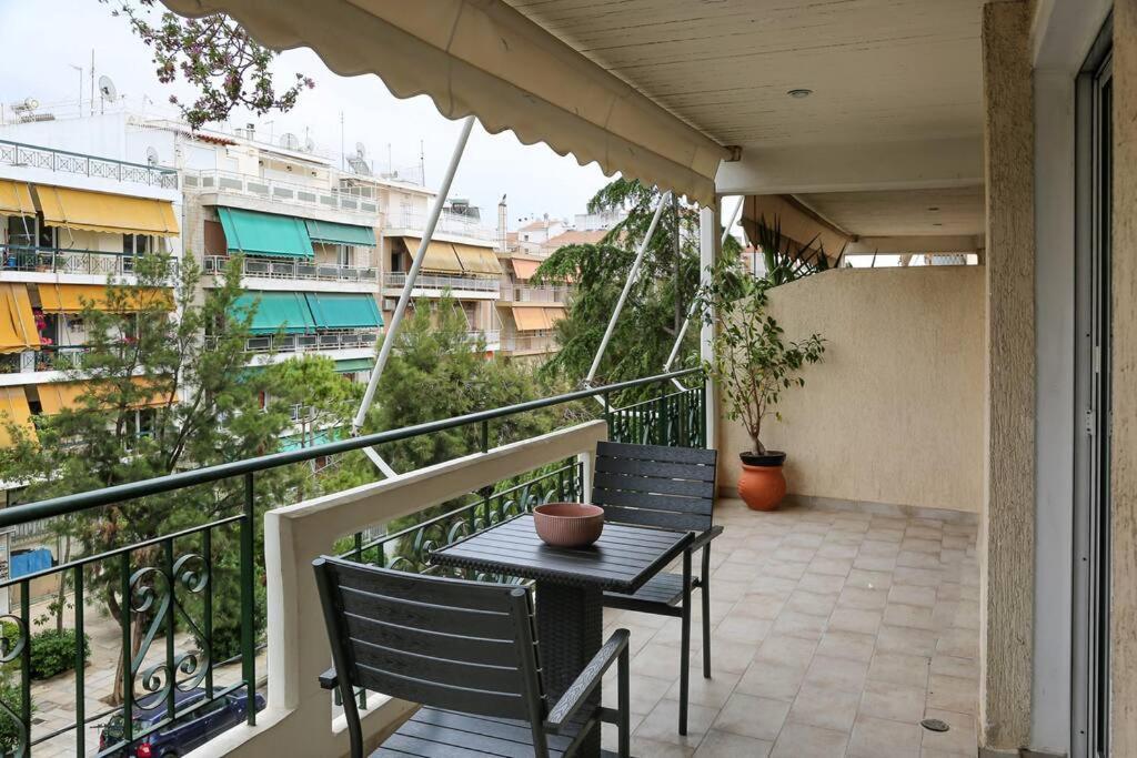 Charming Apartment Near Center Athens Luaran gambar
